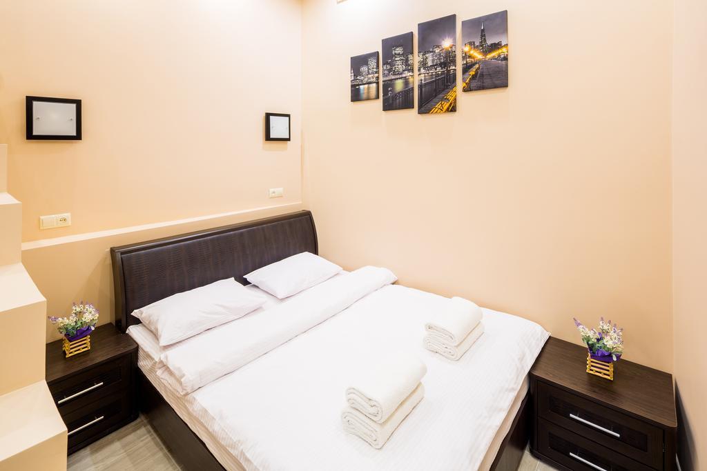 Avangard Studio Apartment Lviv Exteriör bild