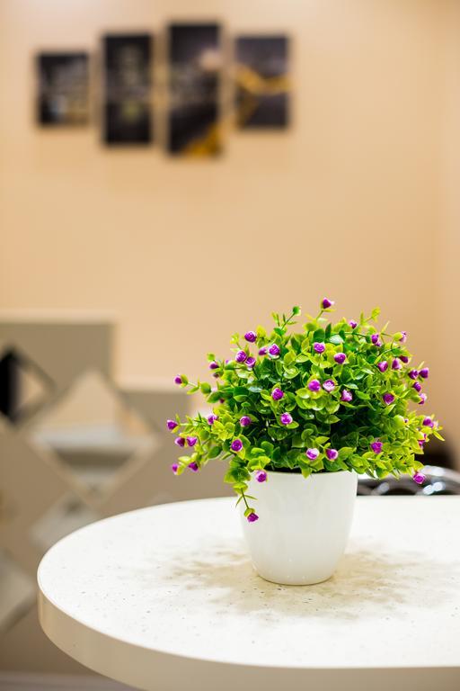 Avangard Studio Apartment Lviv Exteriör bild